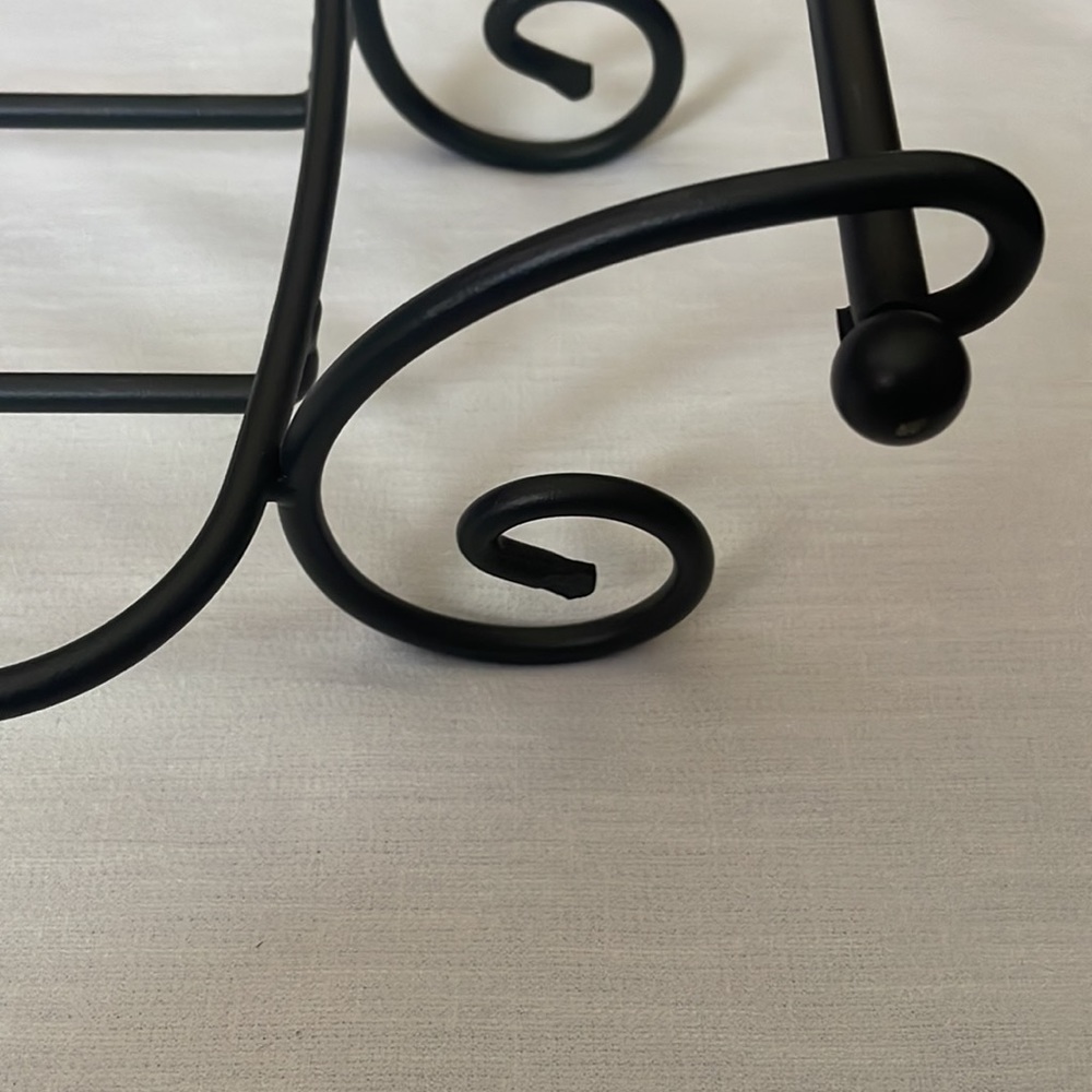 Longaberger Wrought Iron Casserole 8x8 - Picture 3 of 7